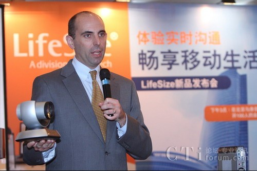 LifeSizeȫaƷIN Michael Helmbrecht